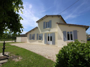 Gîte Lussac, 3 pièces, 4 personnes - FR-1-440-423